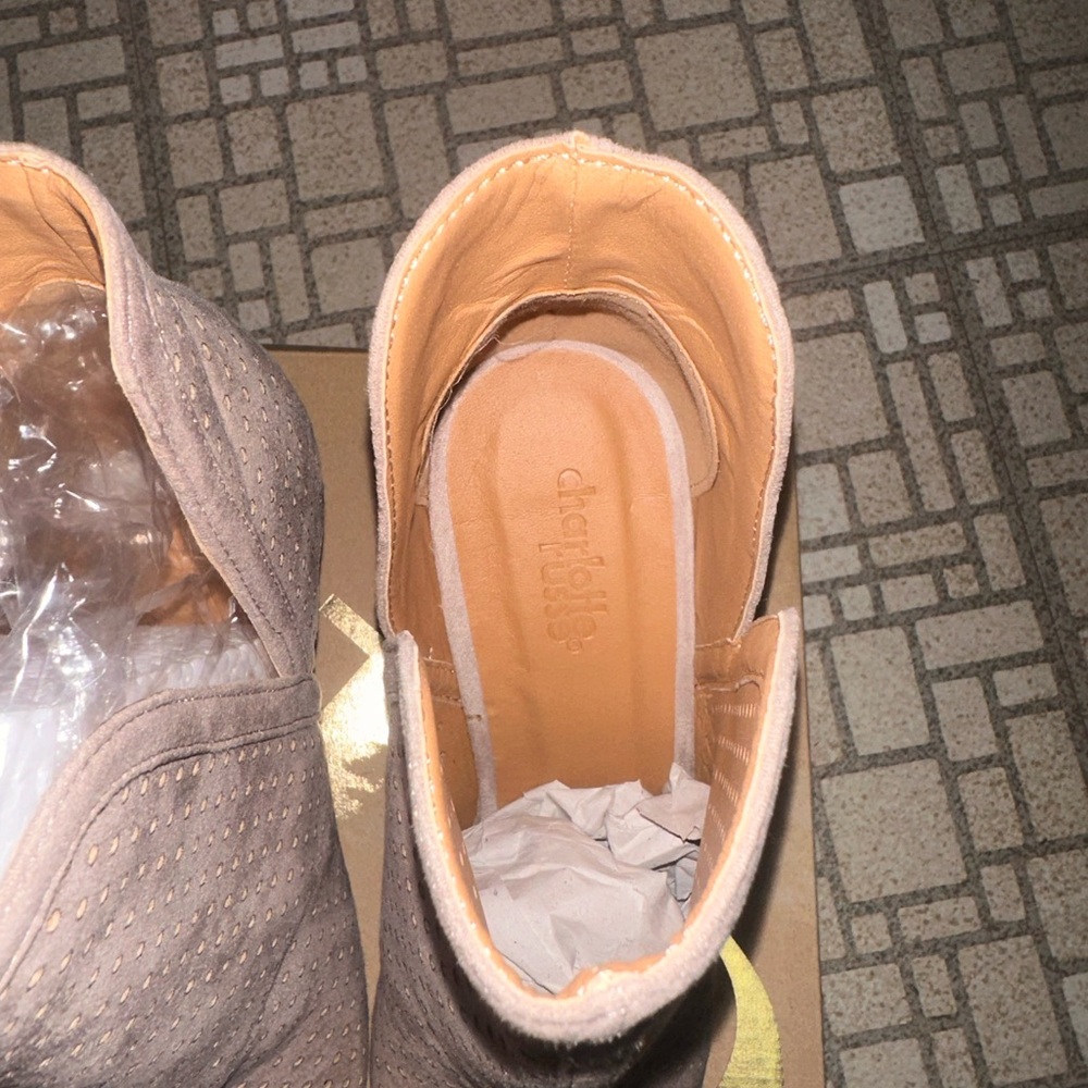 Brand New- Charlotte Russe Ankle Boot - Picture 4 of 5